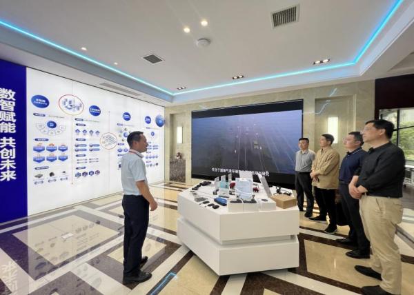 "C:\Users\gy111\Desktop\图片1600.jpg"